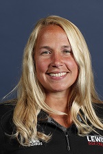 Head Coach Becky Pearl
